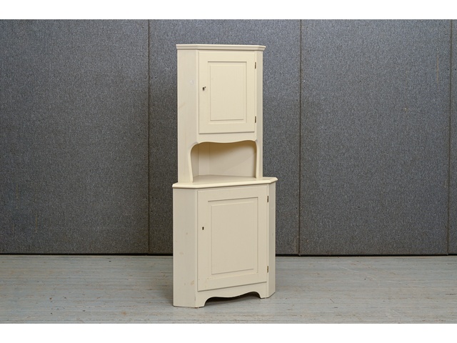 Stūra bufete 402107