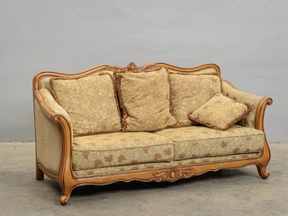 Senlaicīga sofa 560011