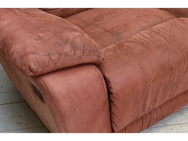 3vietīgs dīvāns ar relax funkciju 560042