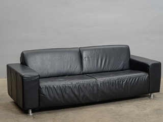 3vietīgs ādas dīvāns 605080