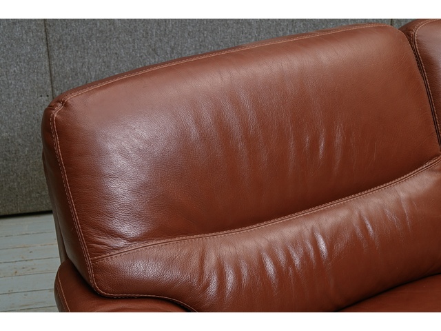 3vietīgs ādas dīvāns 660028