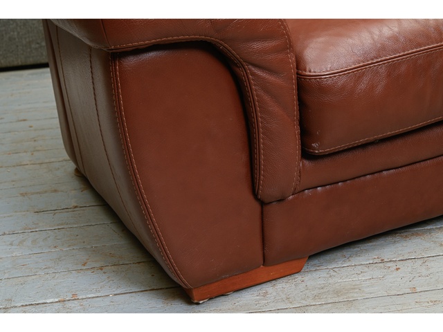 3vietīgs ādas dīvāns 660028