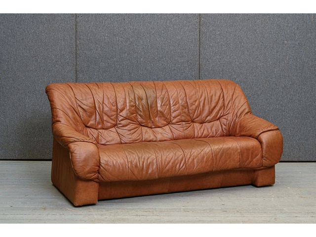 2 ādas dīvānu komplekts 660035k 