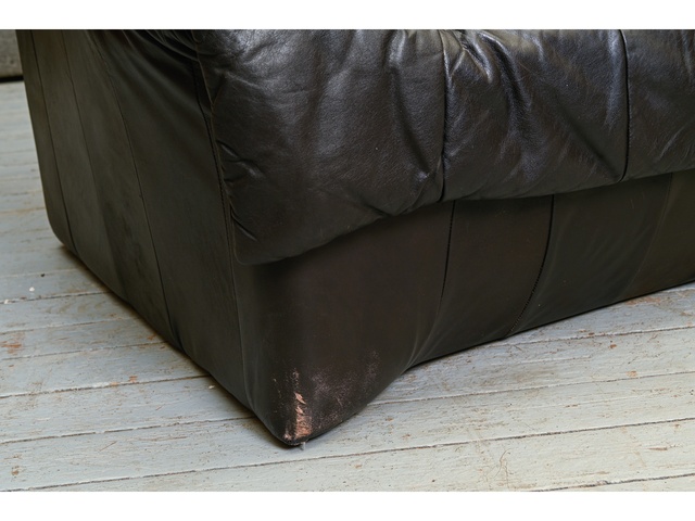 3vietīgs ādas dīvāns 660039B