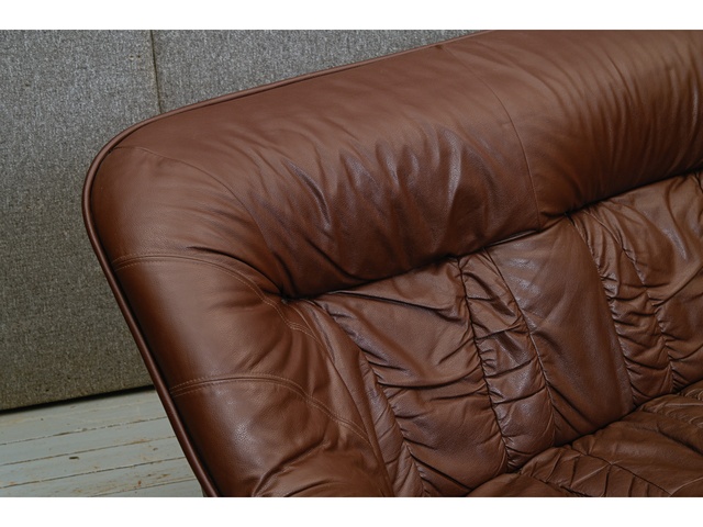 3vietīgs ādas dīvāns 660043