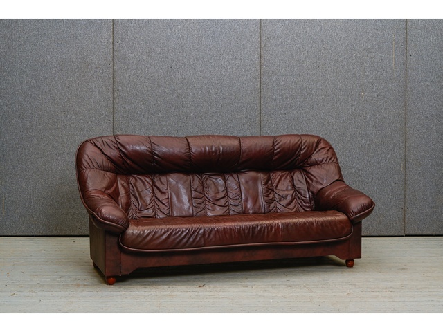 3vietīgs ādas dīvāns 660048