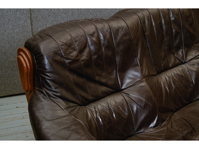 3vietīgs ādas dīvāns 660049