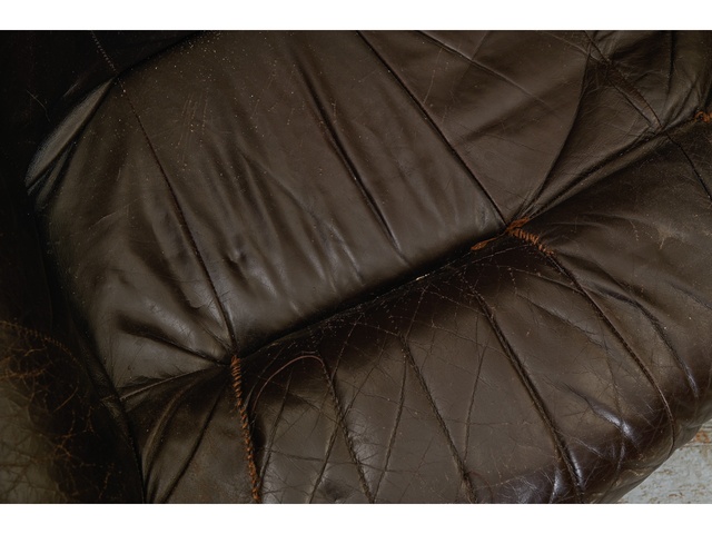 3vietīgs ādas dīvāns 660049