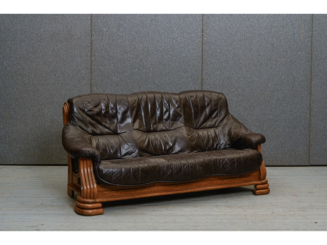 3vietīgs ādas dīvāns 660049