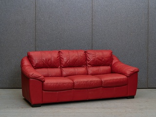 3vietīgs ādas dīvāns 660054