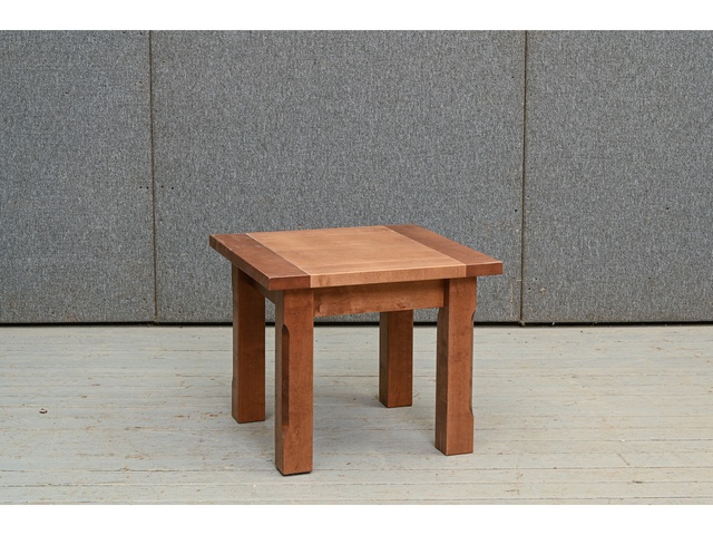 Zemais galdiņš 60x60cm 323003