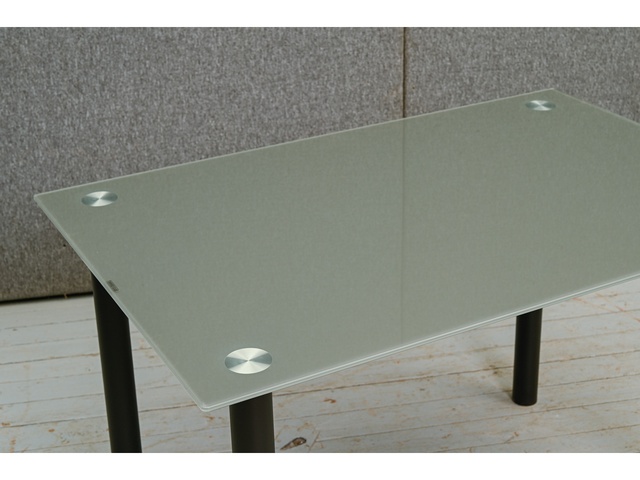 Galds ar stikla virsmu 80x120cm 308335