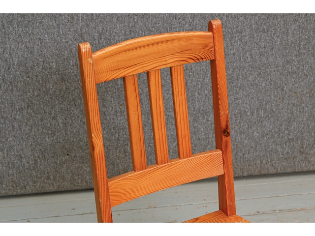 Priedes koka krēsls 160203
