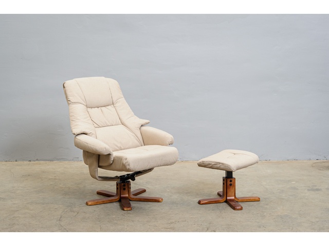 Relax krēsls ar pufu 206053
