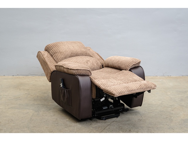 Elektriski izlaižams krēsls 206060