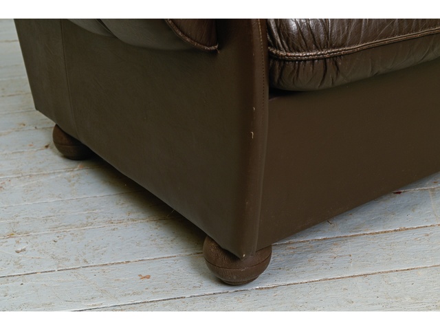 Atpūtas krēsls 260038