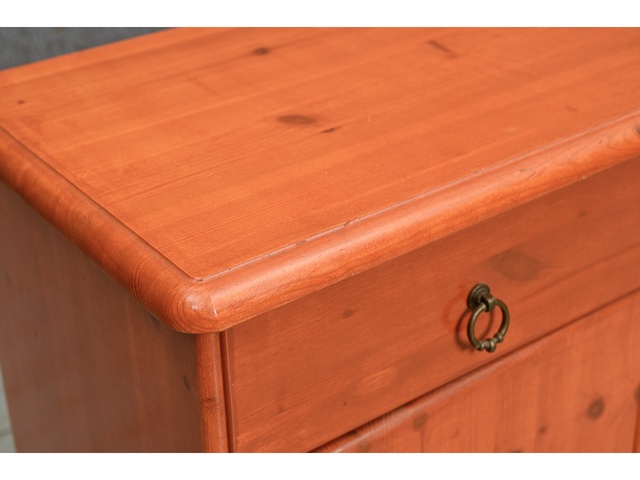 Priedes koka kumode 460157