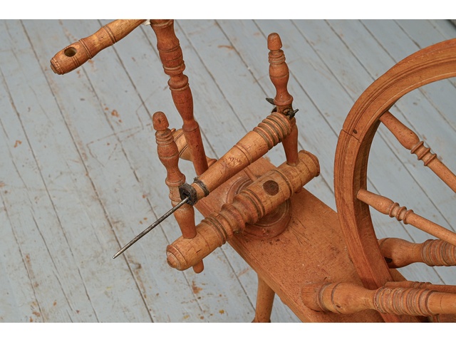 Vērpjamie ratiņi 860232