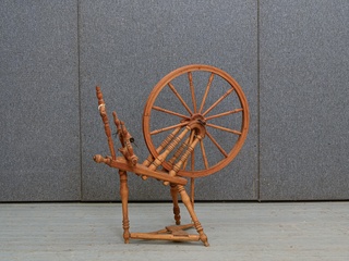 Vērpjamie ratiņi 860232