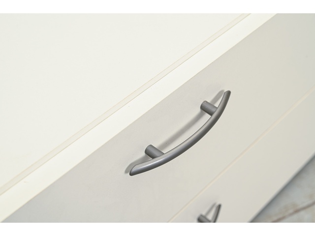 Zems skapītis 408317