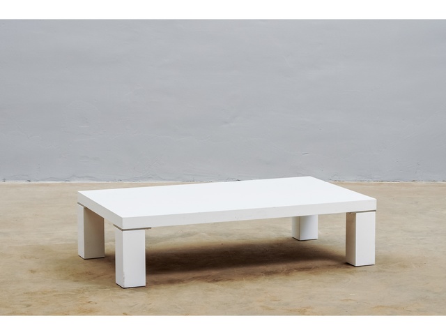 Balts zemais galdiņš 364011