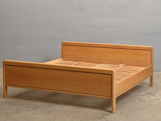Gultas rāmis komplektā ar redelēm 200x200cm 801010