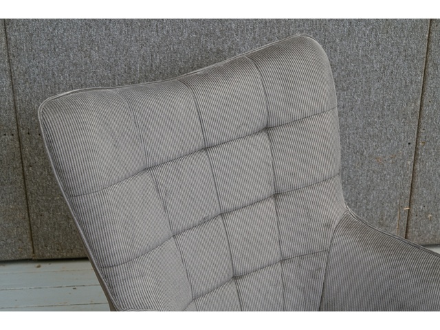 Atpūtas krēsla un kāju balsta  komplekts 108312k